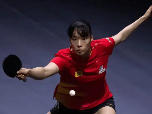 伦敦焦点战, 点战或许是, 希娜 伦敦焦点战, 点战或许是, 希娜